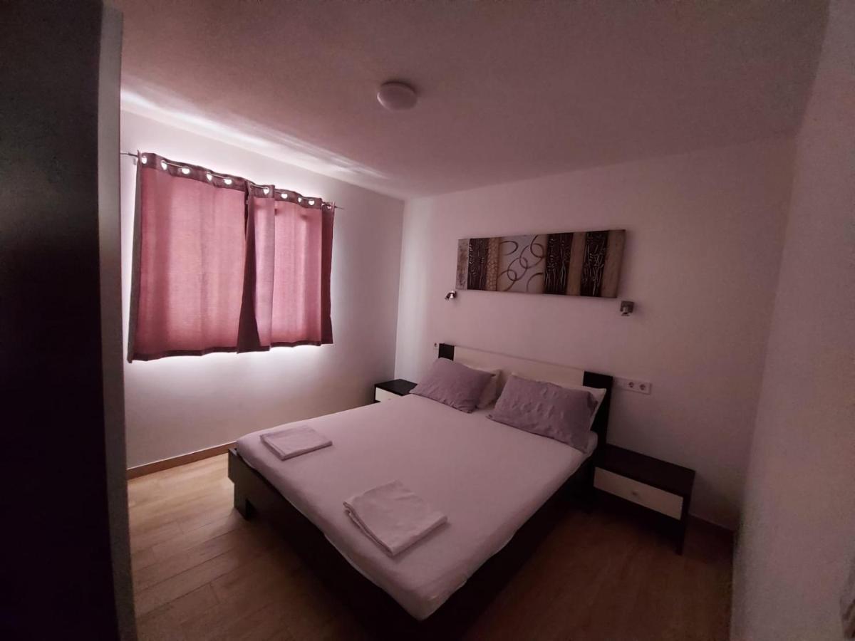 Frane Apartment Zavalatica Exterior photo